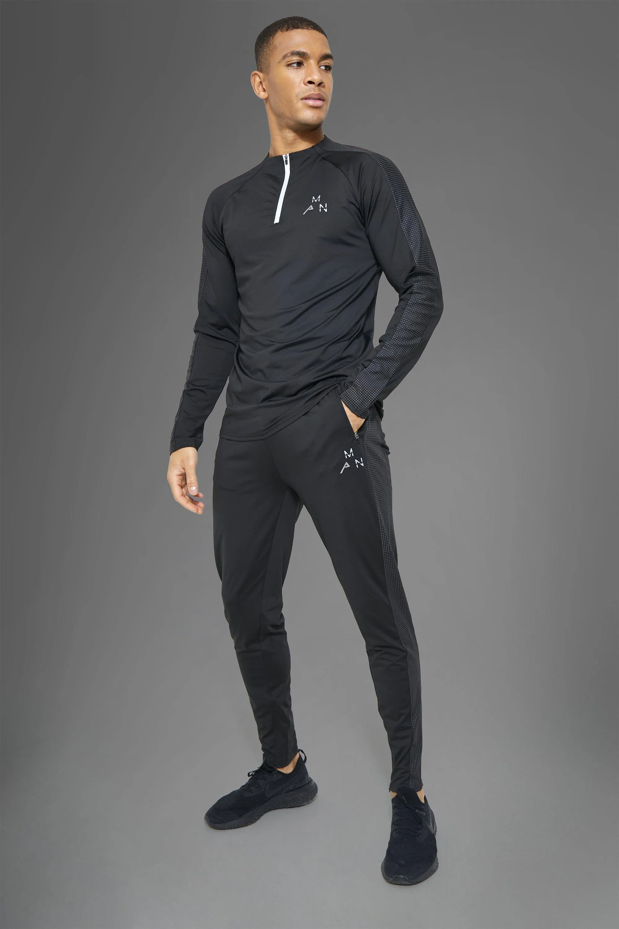 Active Gym Reflective Panel ¼ Zip Tracksuit | boohooMAN UK