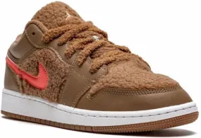 Jordan Kids Jordan 1 Low UTL Teddy Bear sneakers Brown