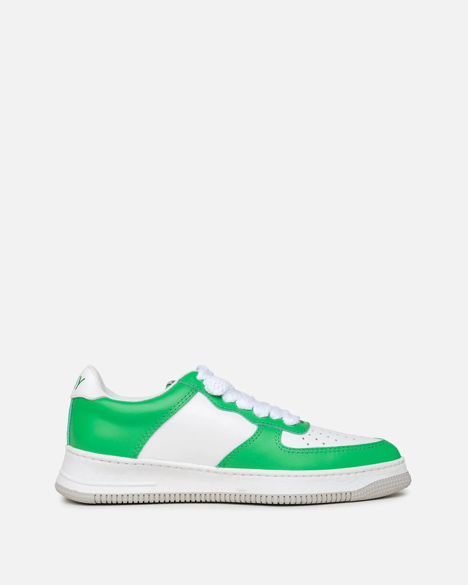 Maison Mihara Yasuhiro Pointed Leather Low Sneakers in Green/White