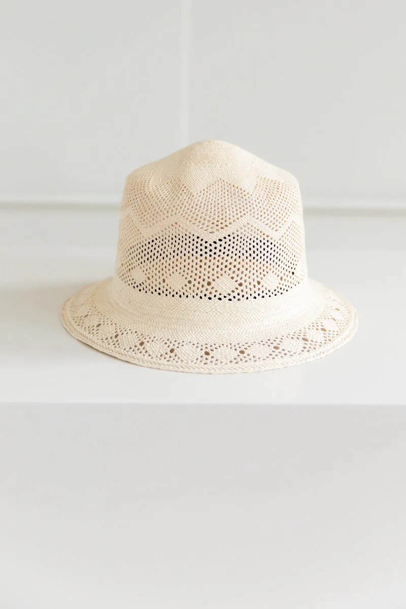 TRIPPER HAT IN PANAMA STRAW